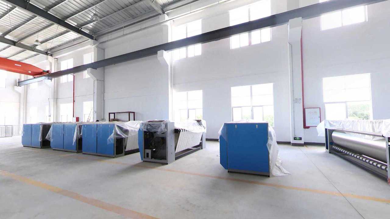 高速烫平机,工业布草烫平机视频